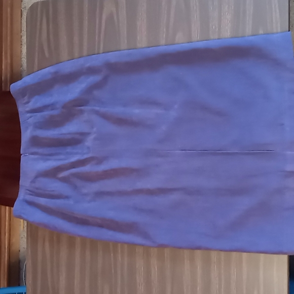 Judith Hart Purple Soft Faux Suede Skirt w Back Slit and Lining Size 12 - Picture 2 of 5